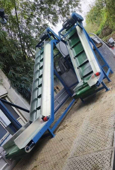 成都螺旋输送机应该注意的六个方面